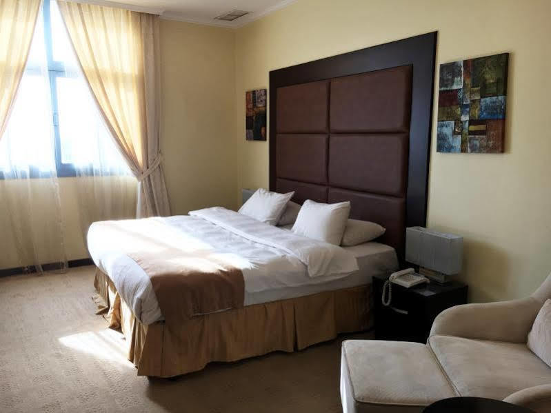 Palazzo Hotel Kuwait City Ngoại thất bức ảnh